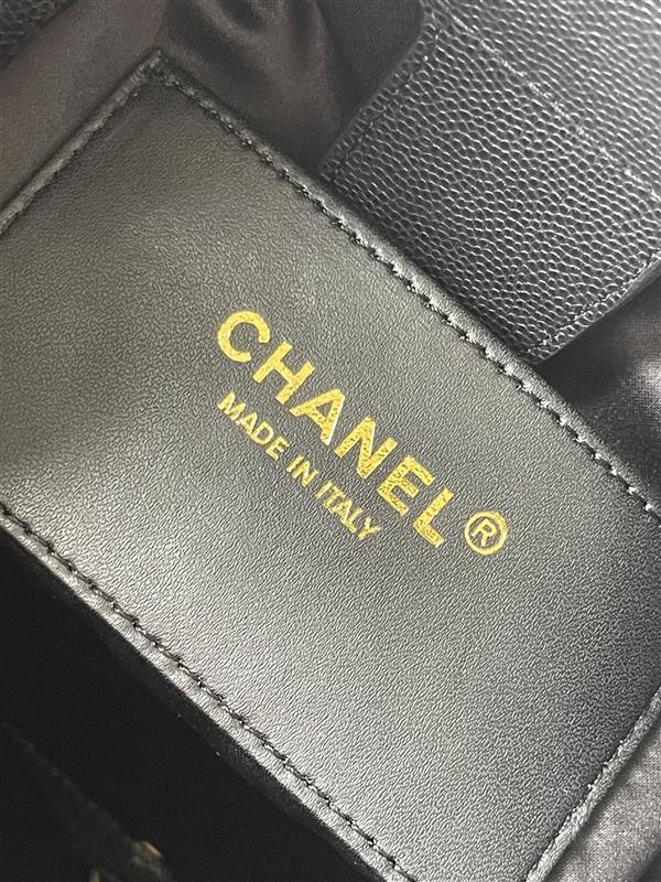 2026127213729641 700